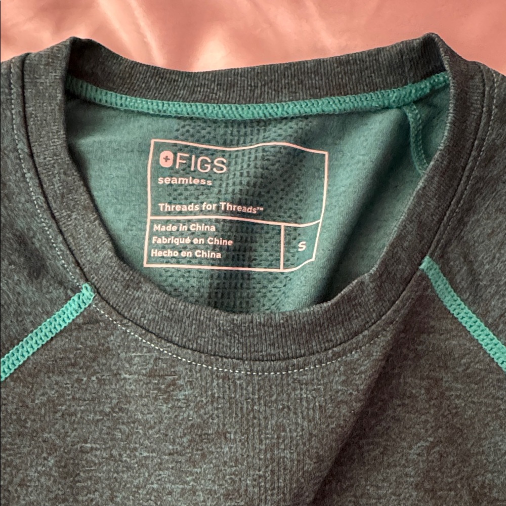 Figs Women's Dark Cactus Salta Seamless Longsleeve Underscrub Size Small - Picture 2 of 4